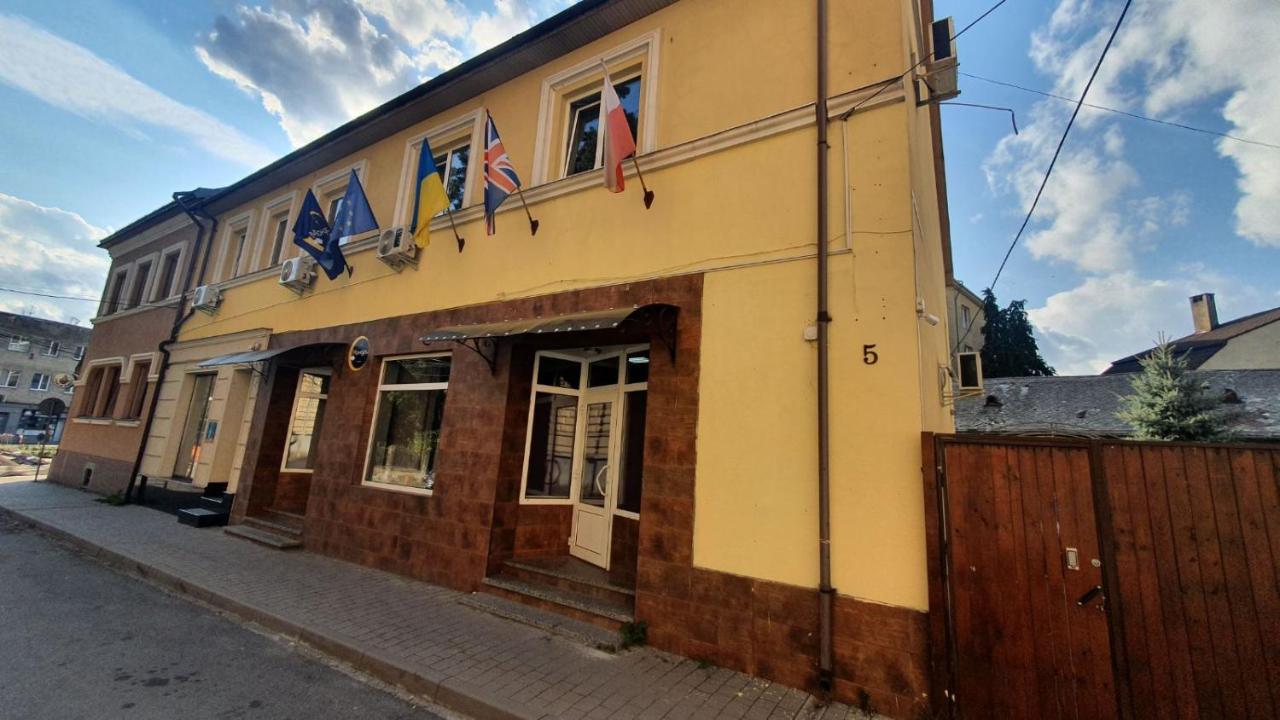 Мандри Хостел Užhorod Esterno foto
