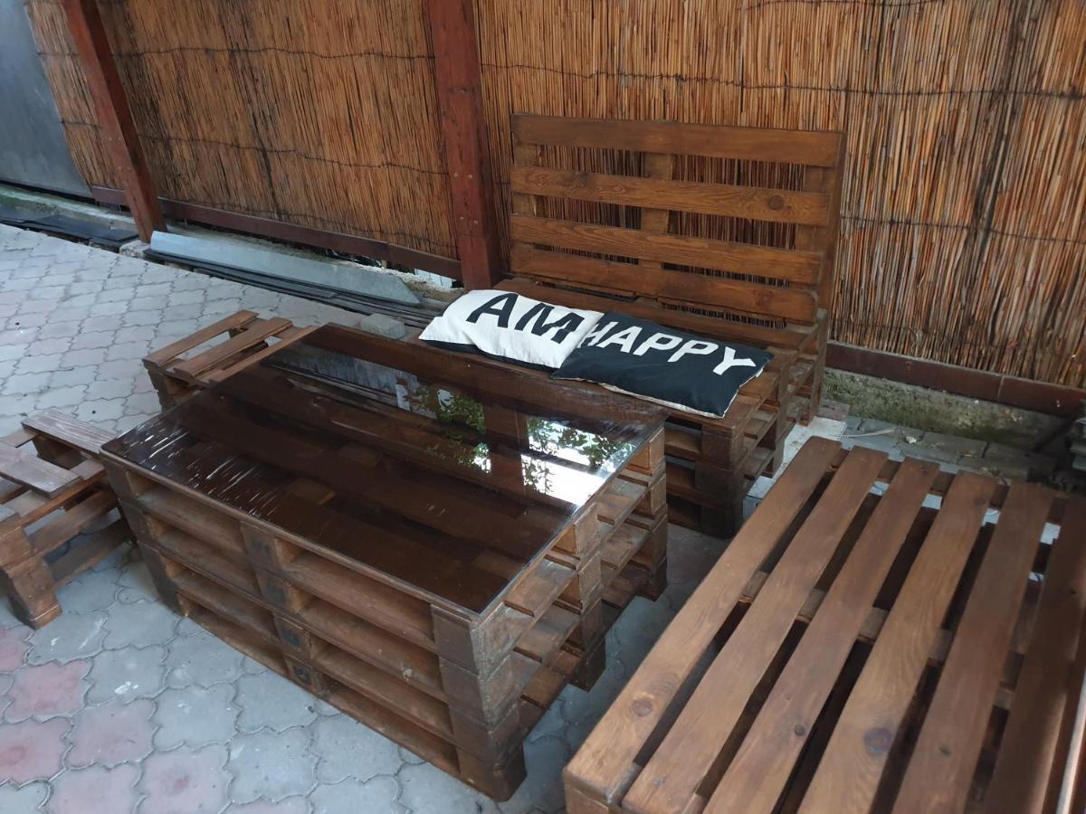 Мандри Хостел Užhorod Esterno foto