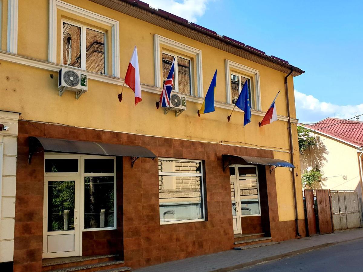 Мандри Хостел Užhorod Esterno foto